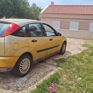 Ford Focus benzin+plin