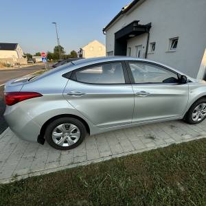Hyundai Elantra 1,6 GL, 2012. g., prvi vlasnik