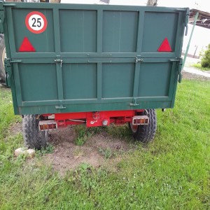 Prikolica kiper
