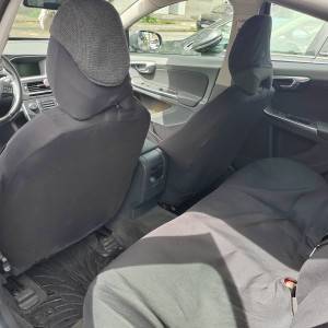 Prodajem Volvo s60 u super stanju. MOGUČA ZAMJENA