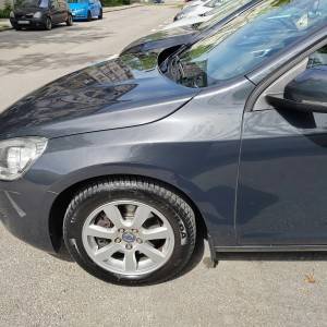 Prodajem Volvo s60 u super stanju. MOGUČA ZAMJENA