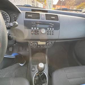 Suzuki Swift 1,3 GS / 2. vlasnik / nije iz uvoza