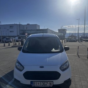 FORD TRANSIT COURIER