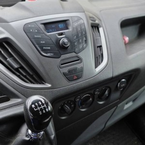 Ford transit custom 2.2 cdti, 2013 god, nije uvoz, ostale inf na tel.