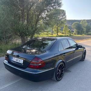 Mercedes w211
