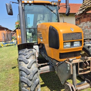 Renault Ares 610rz