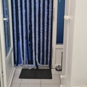 Studio apartman u Vodicama,  45 eura.