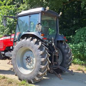 Traktor Massey Ferguson 4455