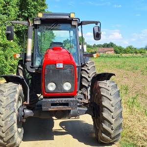 Traktor Massey Ferguson 4455