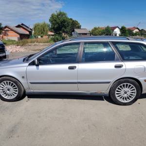 volvo v 40