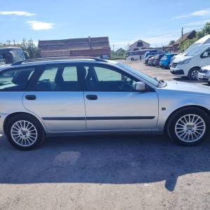 volvo v 40