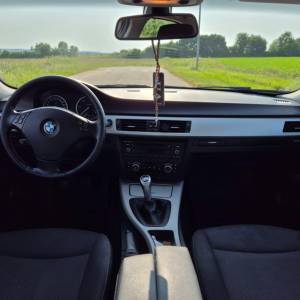 BMW serija 3 E90 LCI 318 d