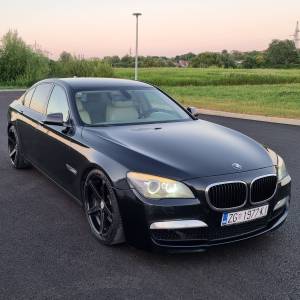 BMW serija 7 730d Individual, Automatik, Alu 20", Veliki servis