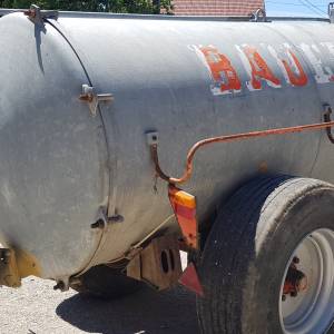 Cisterna pocinčana BAUER 4000 litara