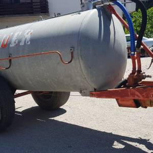 Cisterna pocinčana BAUER 4000 litara