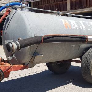 Cisterna pocinčana BAUER 4000 litara