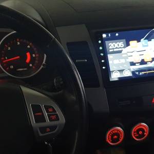 Citroen C-Crosser 2.2 HDI