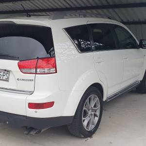 Citroen C-Crosser 2.2 HDI