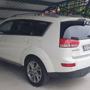 Citroen C-Crosser 2.2 HDI