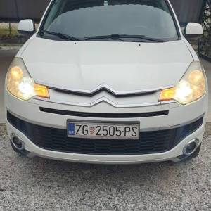 Citroen C-Crosser 2.2 HDI
