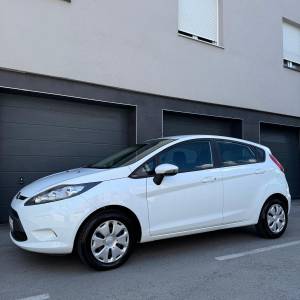 FORD FIESTA 1.4TDCI //137tkm//prvi vlasnik//HR auto//klima//odliičan//
