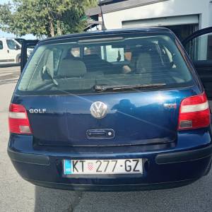 Golf 4