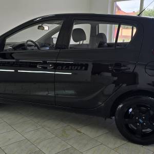 HYUNDAI I20 1,2I ODLIČNO STANJE