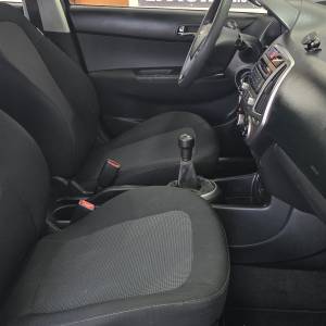 HYUNDAI I20 1,2I ODLIČNO STANJE