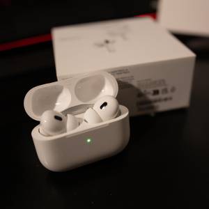 iPhone 13 Pro + Apple Watch Series 8 + AirPods Pro 2 + AirTag x2