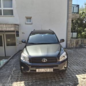 TOYOTA RAV4 2.2 D4D 4X4