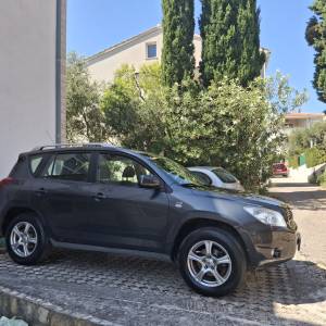 TOYOTA RAV4 2.2 D4D 4X4