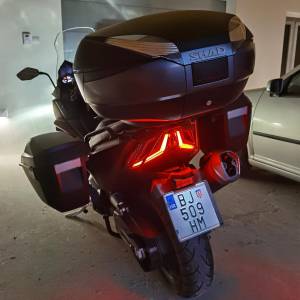Kymco AK 550