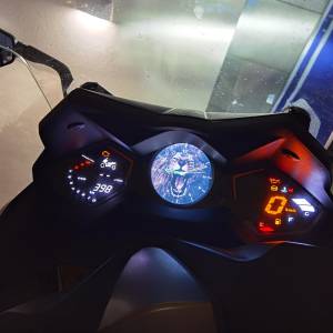 Kymco AK 550