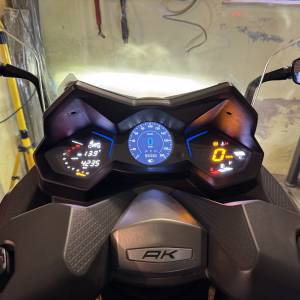 Kymco AK 550