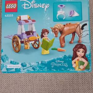 Lego Disney 43233 Bella i zimsko slavlje u dvorcu