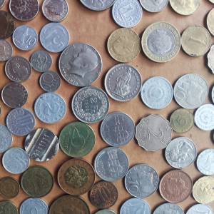 Mega lot stranih kovanica - cca 750 komada
