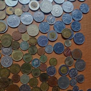 Mega lot stranih kovanica - cca 750 komada