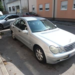 Mercedes 220 cdi