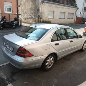 Mercedes 220 cdi
