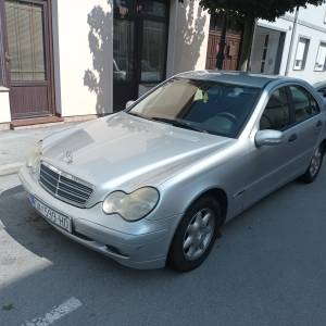 Mercedes 220 cdi