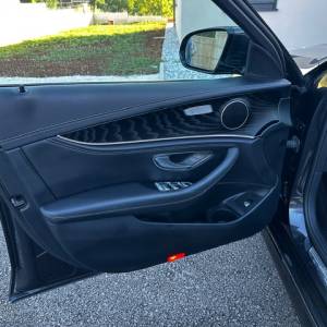 Mercedes-Benz E220d T-model 4MATIC AMG Line-HITNA PRODAJA!