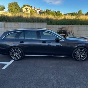 Mercedes-Benz E220d T-model 4MATIC AMG Line-HITNA PRODAJA!