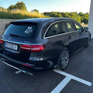 Mercedes-Benz E220d T-model 4MATIC AMG Line-HITNA PRODAJA!