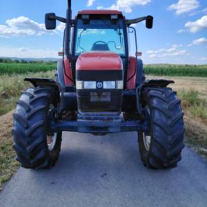 New holland m 100