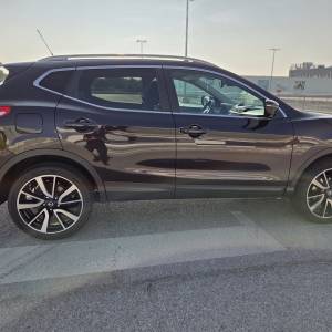 Nissan Qashai 1.5 dci*Full oprema*Jamstvo*Servisna*Panorama