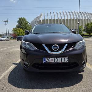 Nissan Qashai 1.5 dci*Full oprema*Jamstvo*Servisna*Panorama