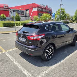Nissan Qashai 1.5 dci*Full oprema*Jamstvo*Servisna*Panorama