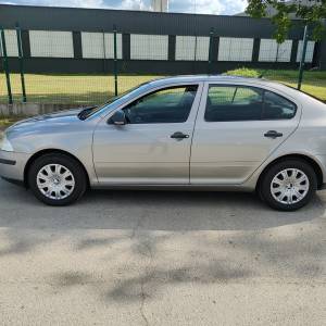 Octavia 1.6 benzin 2011