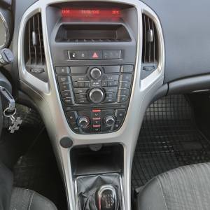 Opel Astra J 1.7 CDTI Sport Tourer 2011g.