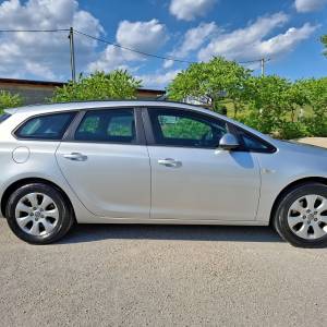 Opel Astra J 1.7cdti 96kw